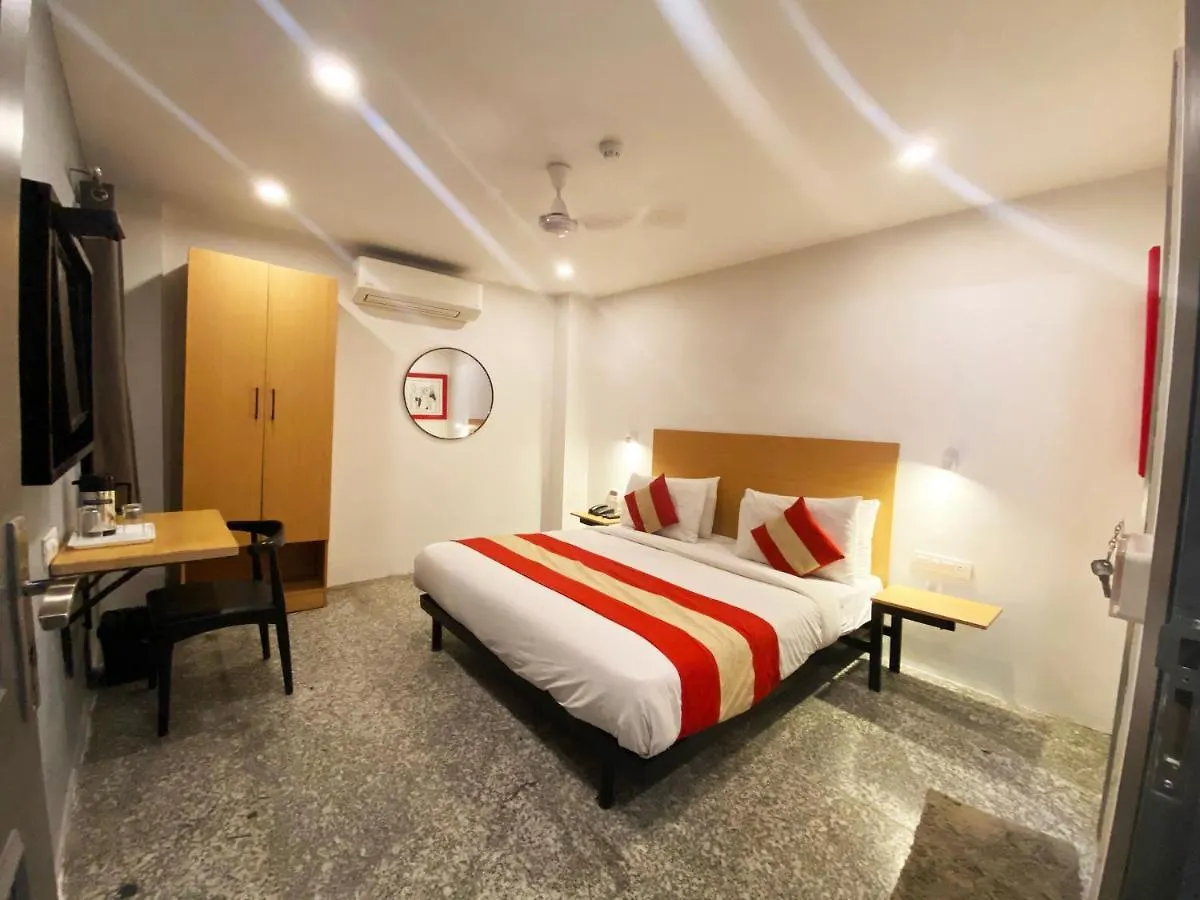 Hotel Yellow Saffron Delhi   Delhi (National Capital Territory of India)
