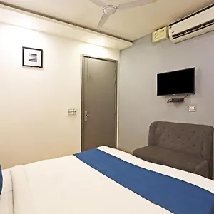 Hotel Raaso Rohini Sec-16 By Arrow, Delhi (National Capital Territory of India)